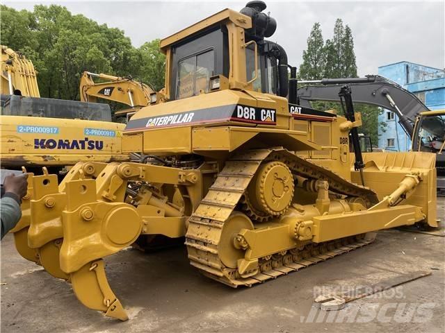 CAT D 8 R Верижни булдозери
