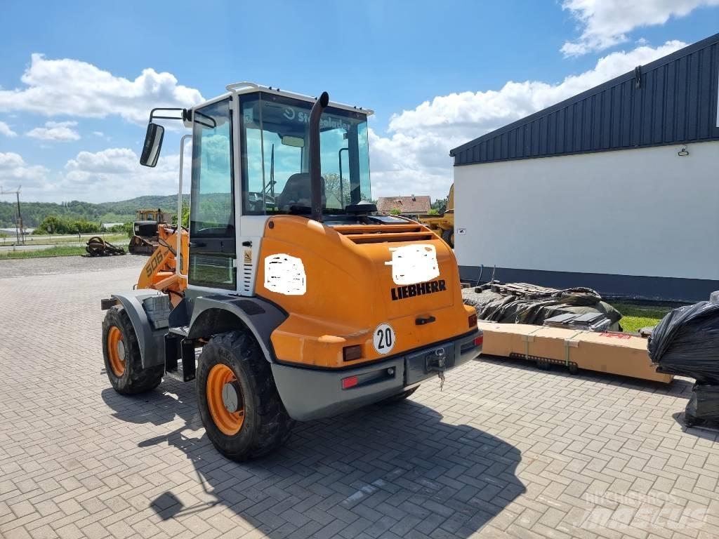 Liebherr L 506 Колесни товарачи
