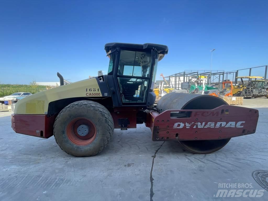 Dynapac CA5000D Еднобарабанни ролки
