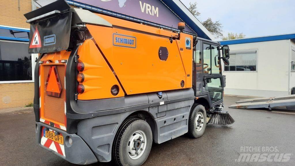 Schmidt Swingo 200 Автоматични метачки с четки