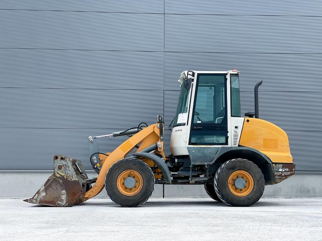 Liebherr L 506 Колесни товарачи