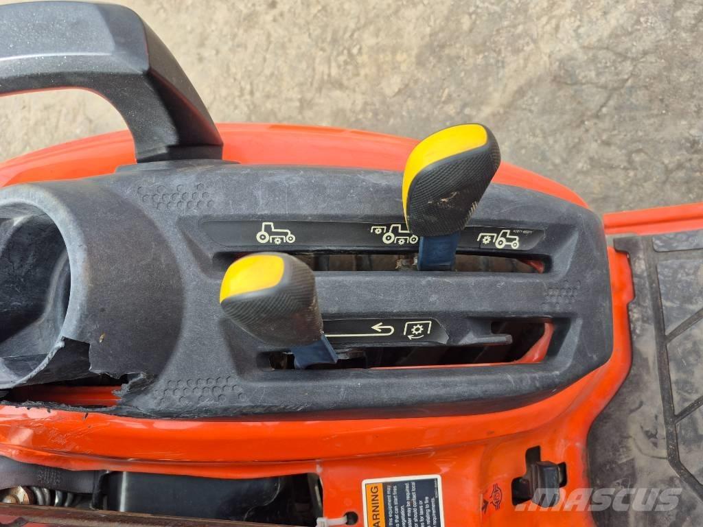 Kubota BX 23 Трактори