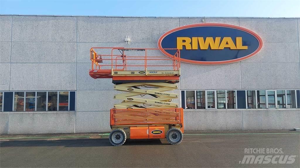 JLG 4069LE Ножични работни платформи
