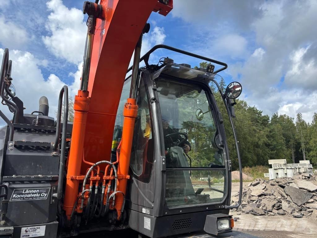 Hitachi ZX 140 W-6 Колесни екскаватори