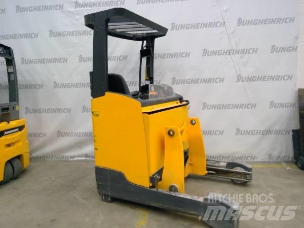Jungheinrich ETV 214 Ретрак/ Високоповдигач с изместване на вилката напред
