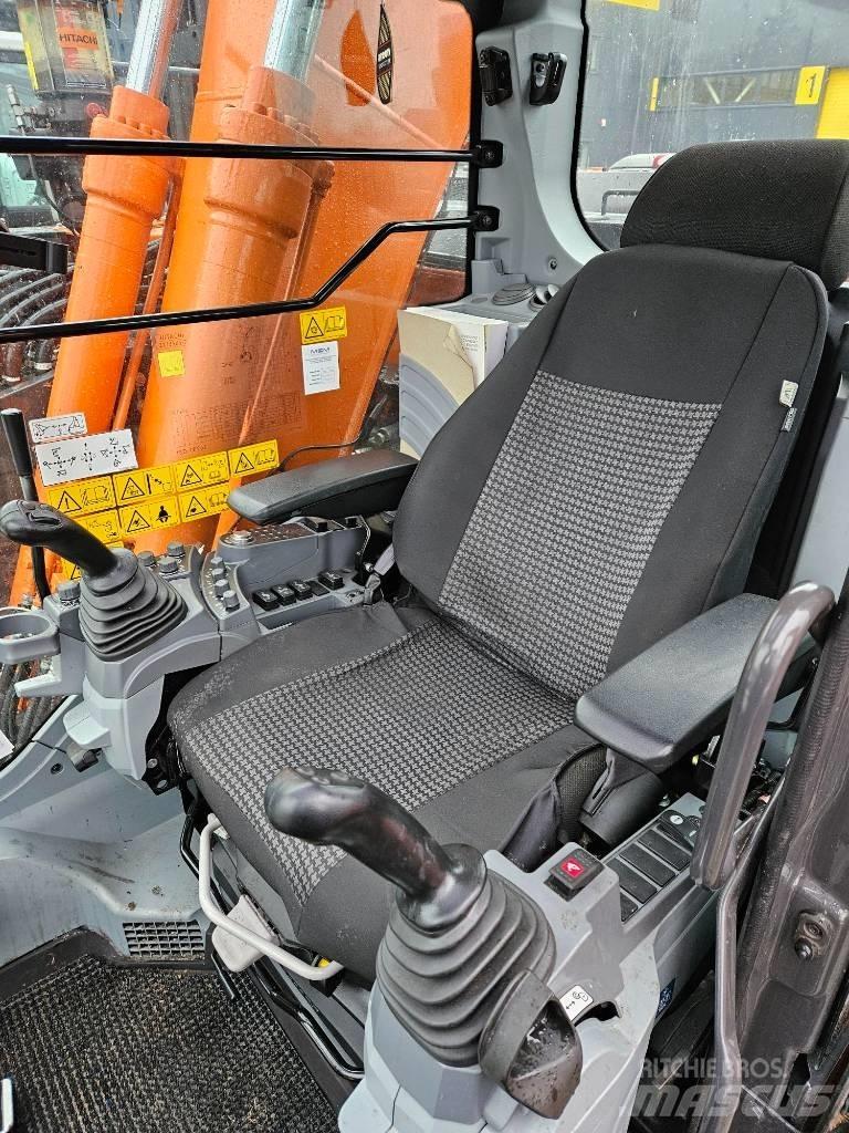 Hitachi ZX 135 US-7 Верижен екскаватор