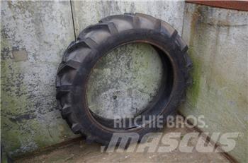 Stomil 9.5 R 32 Колелета/Гуми