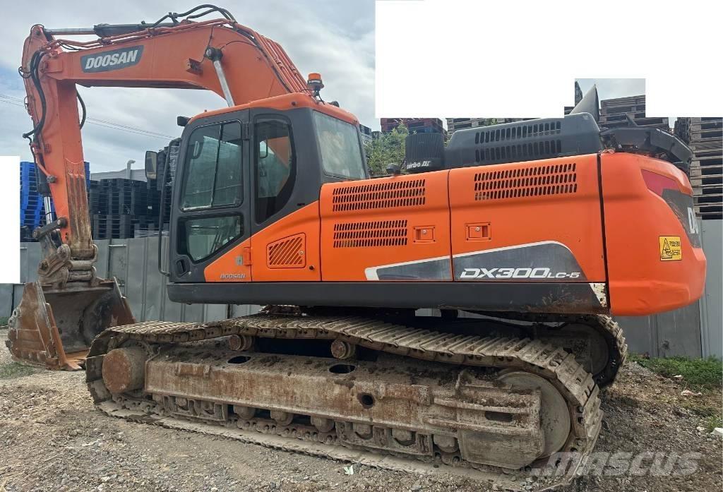 Doosan DX 300 LC-5 Верижен екскаватор