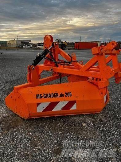 MS Grader 205 K Грейдери