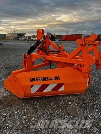 MS Grader 205 K Грейдери