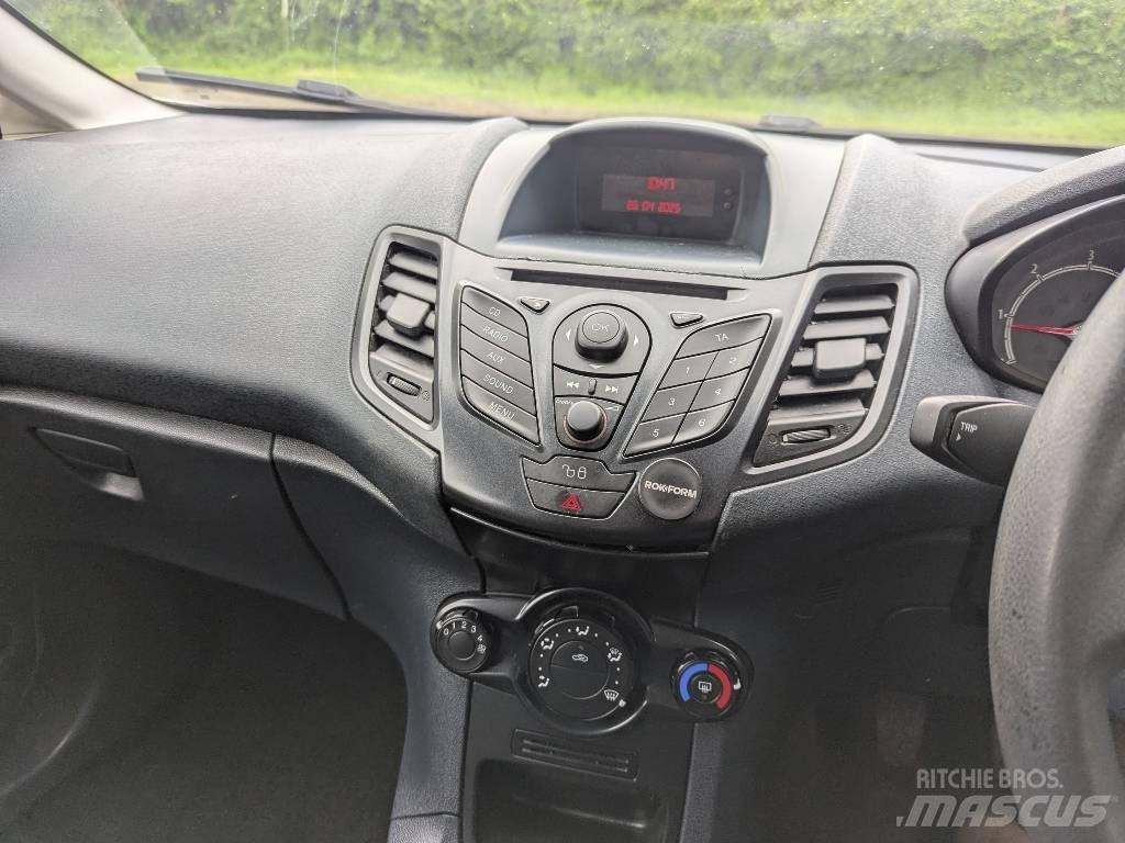 Ford Fiesta Van Ванове за доставки