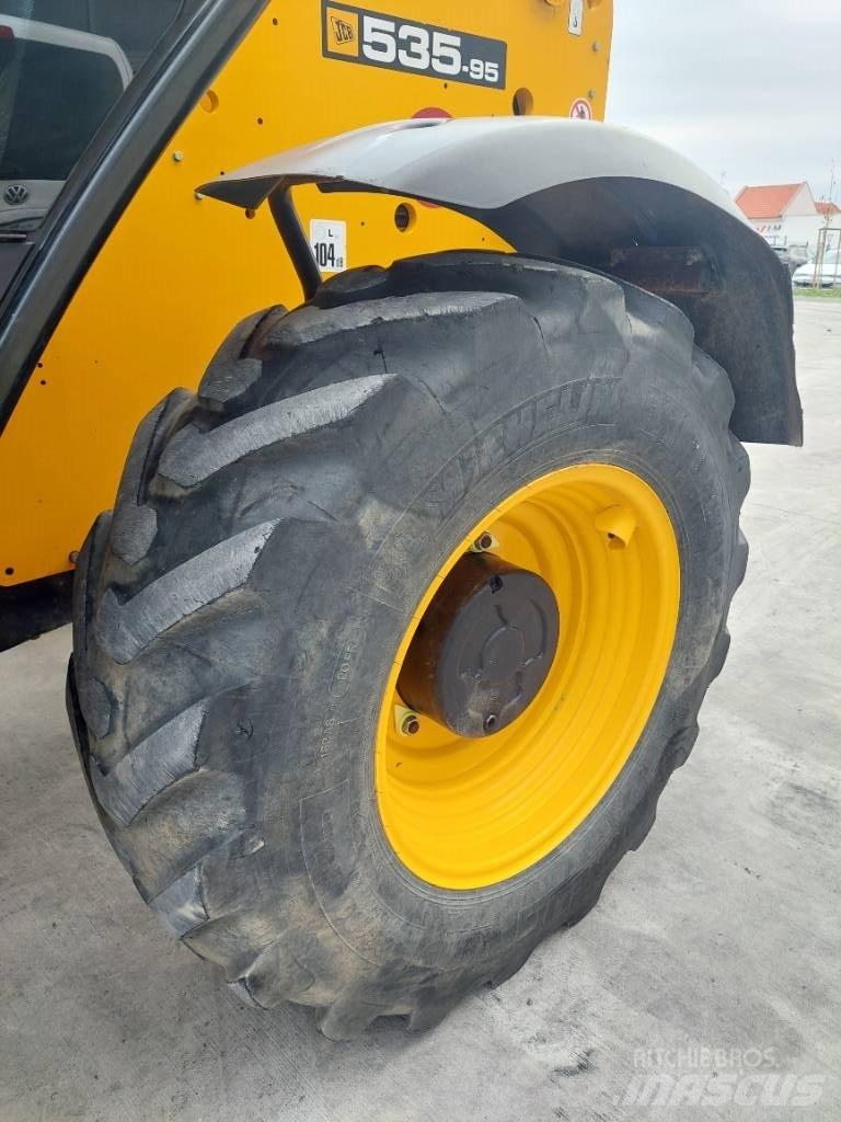 JCB 535-95 Телескопични товарачи