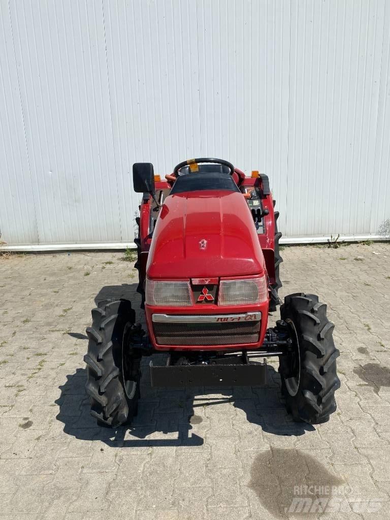 Mitsubishi MT205 Компактни трактори