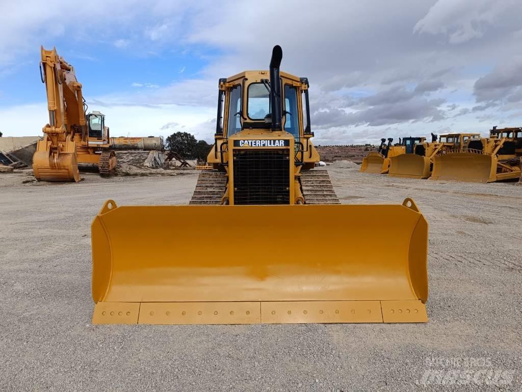CAT D5H Верижни булдозери
