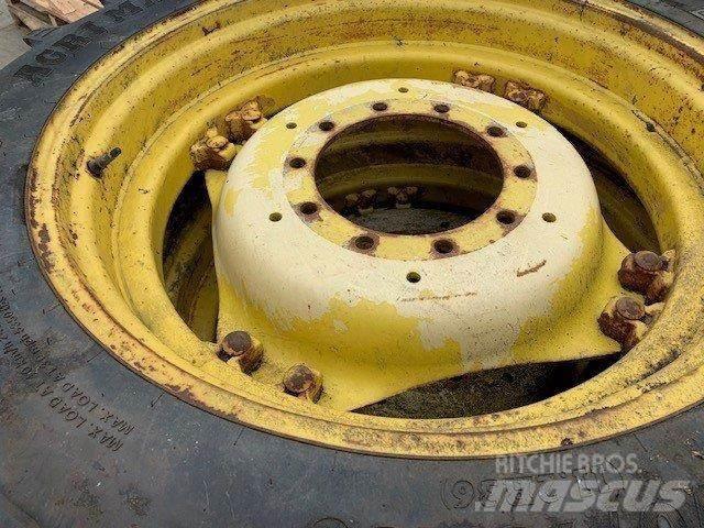  270/95R36 Колелета/Гуми