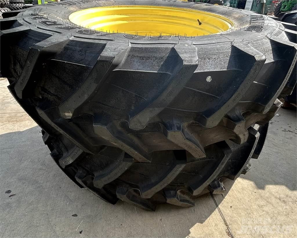  420/85R24 Колелета/Гуми