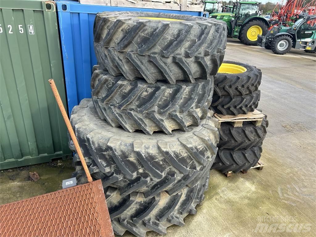  600/70R30 Колелета/Гуми