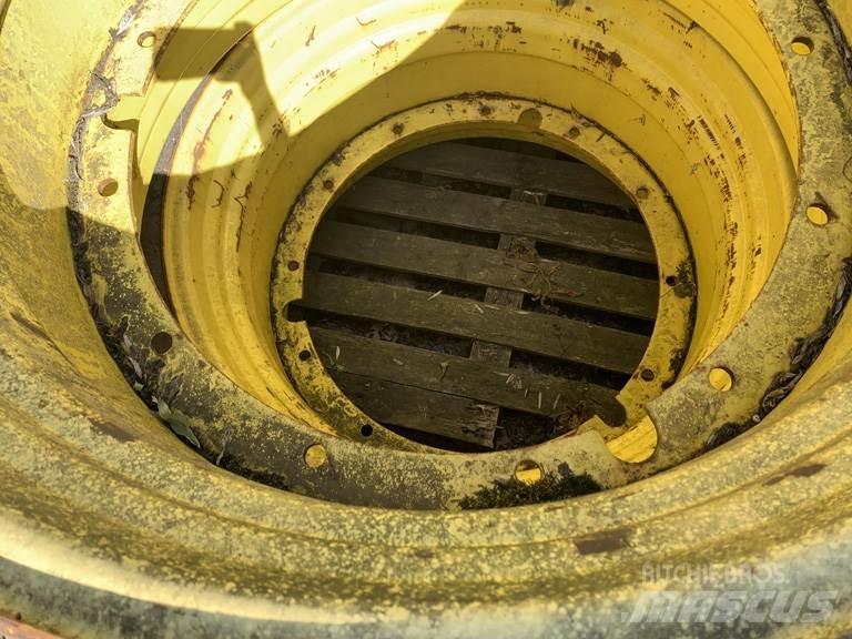  650/75R38 Колелета/Гуми