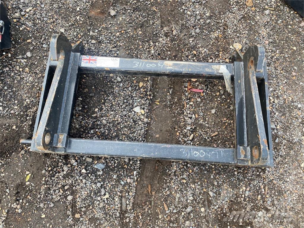  ADAPTOR PLATE Телескопични товарачи за селското стопанство