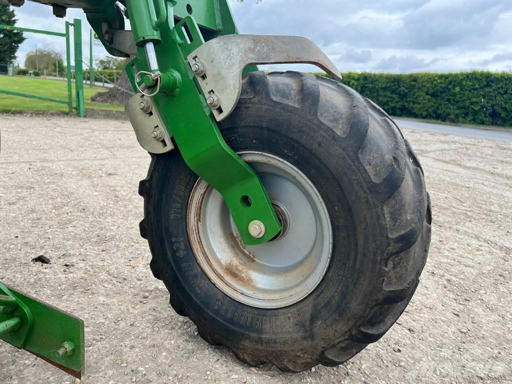 Amazone CAYROS XS Реверсивни плугове