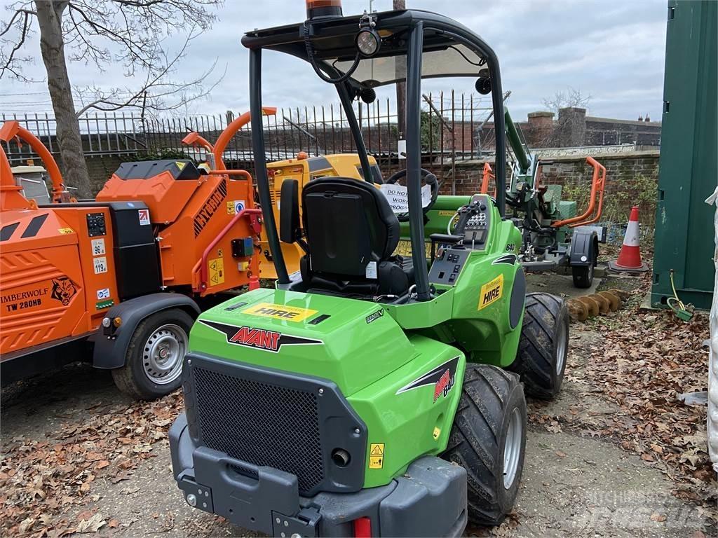 Avant AV 640I Колесни товарачи