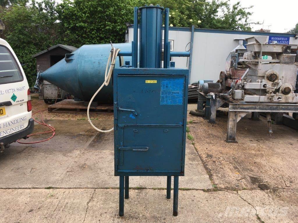  BAG COMPACTOR Селскостопанство - Други