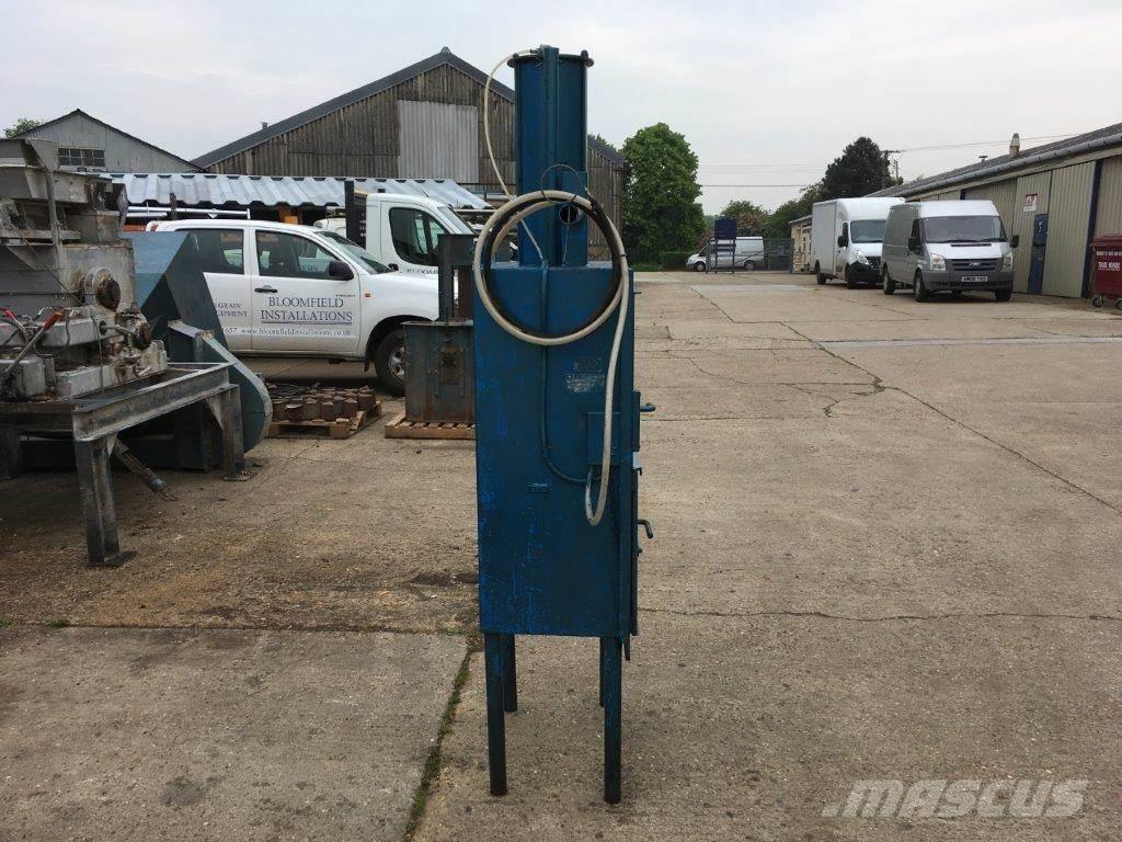  BAG COMPACTOR Селскостопанство - Други