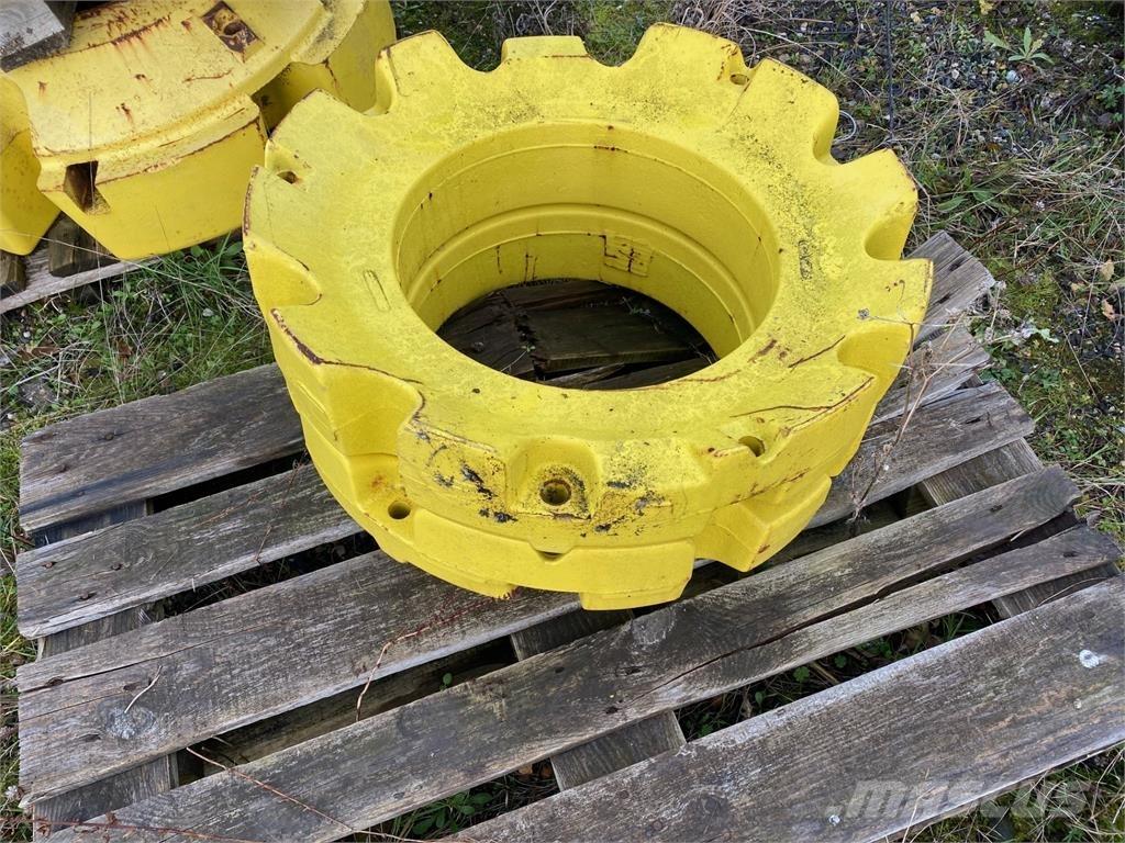 John Deere 205KG Колелета/Гуми