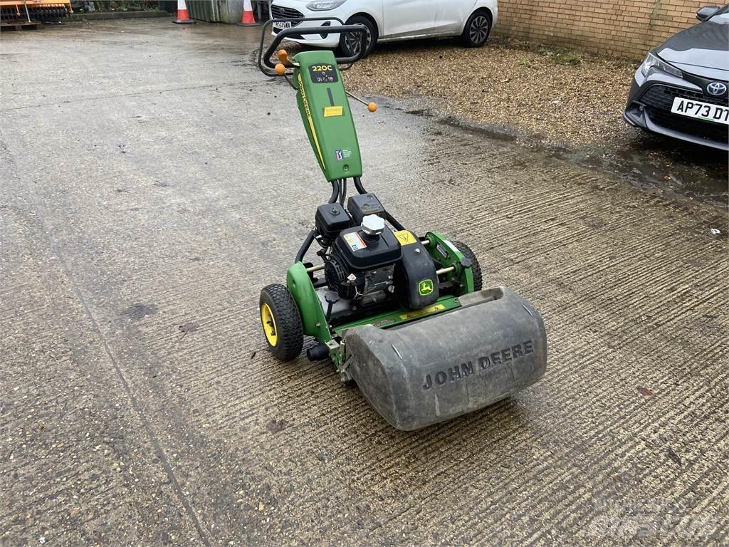 John Deere 220C Селскостопанство - Други