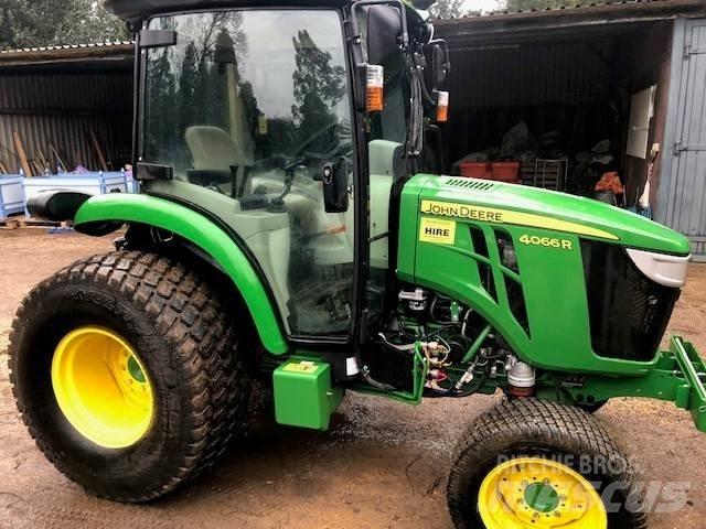 John Deere 4066R Компактни трактори