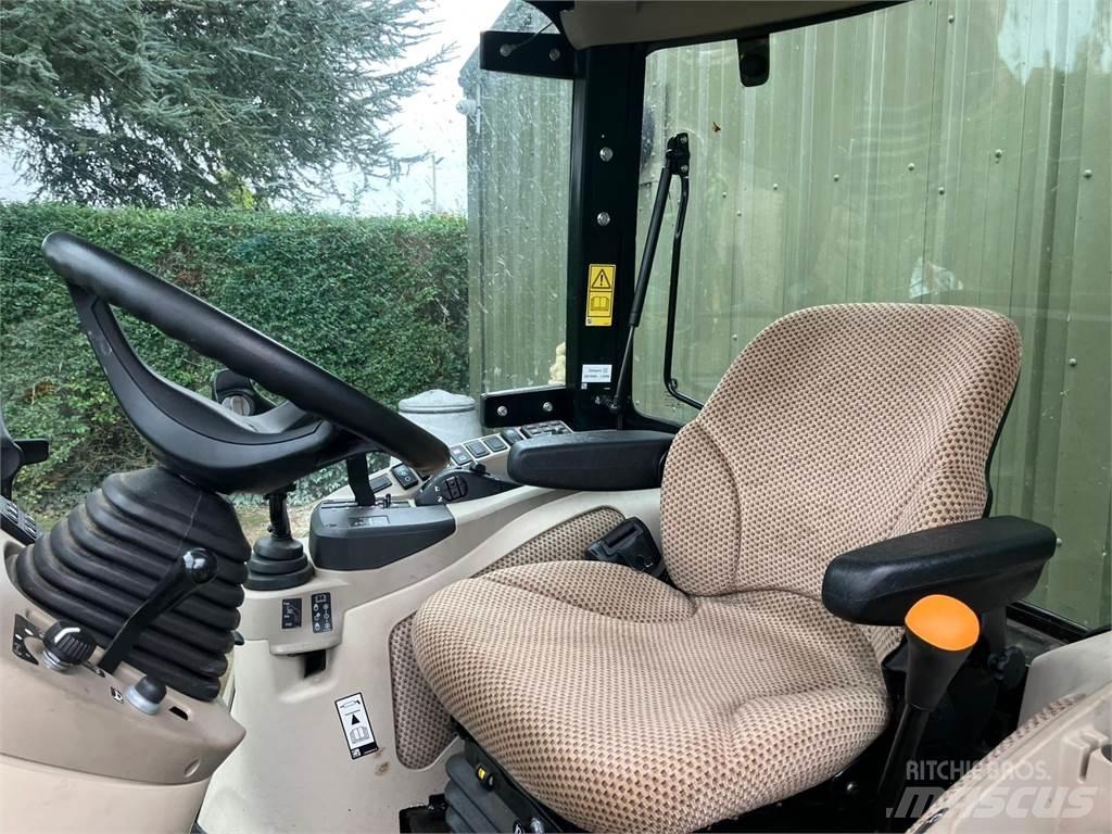 John Deere 4066R Компактни трактори