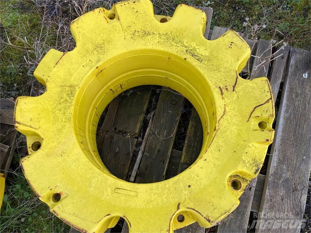 John Deere 600KG Колелета/Гуми