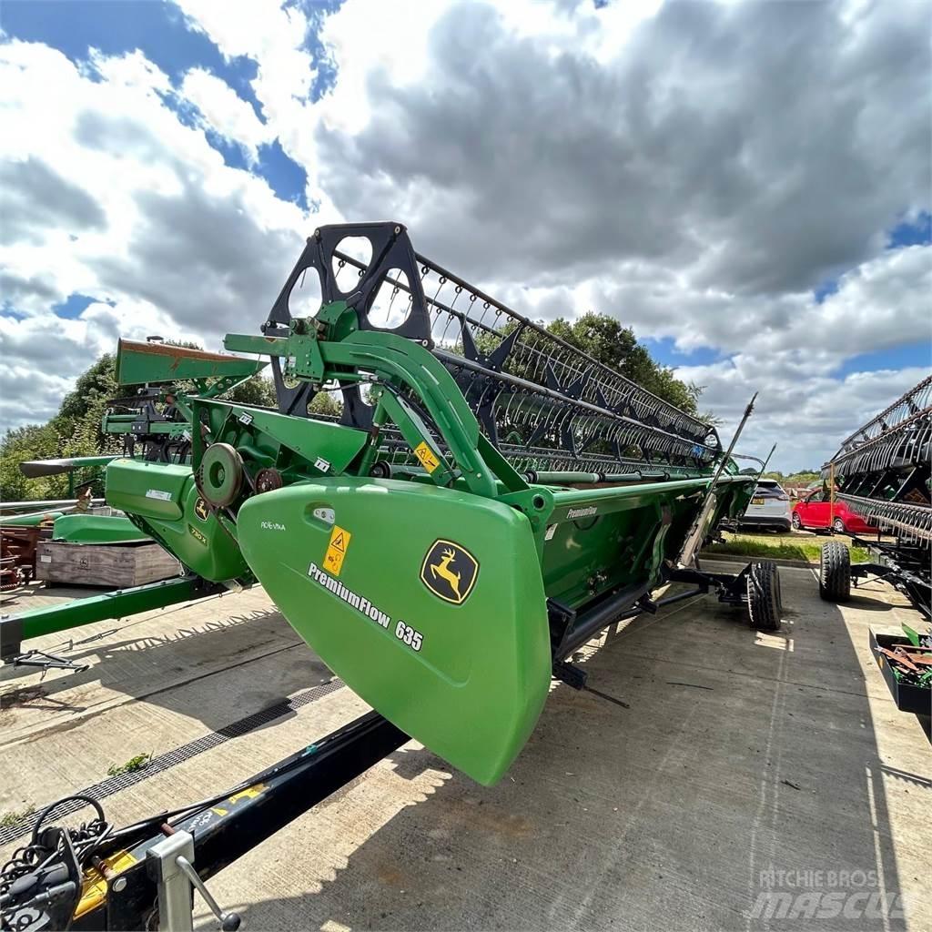 John Deere 635PF Комбайни