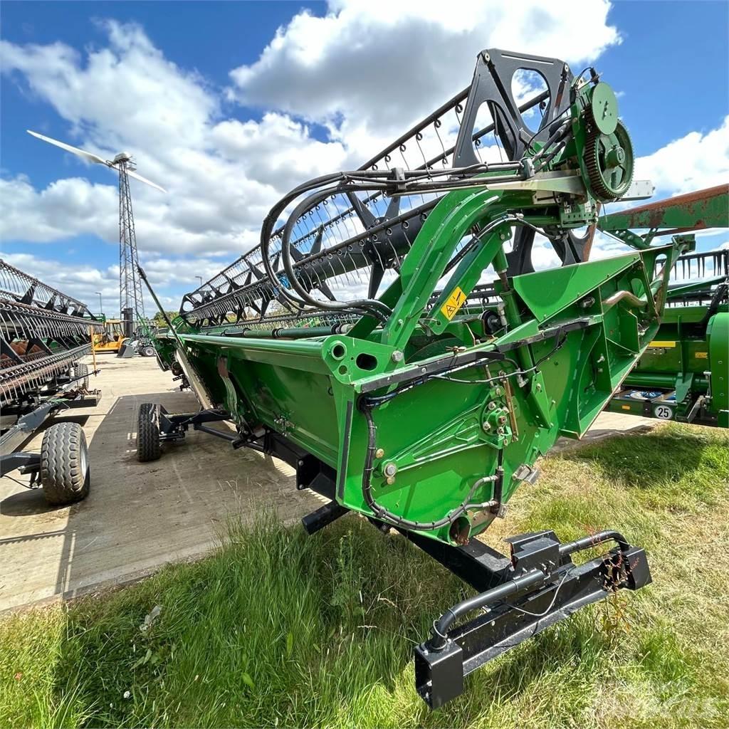 John Deere 635PF Комбайни