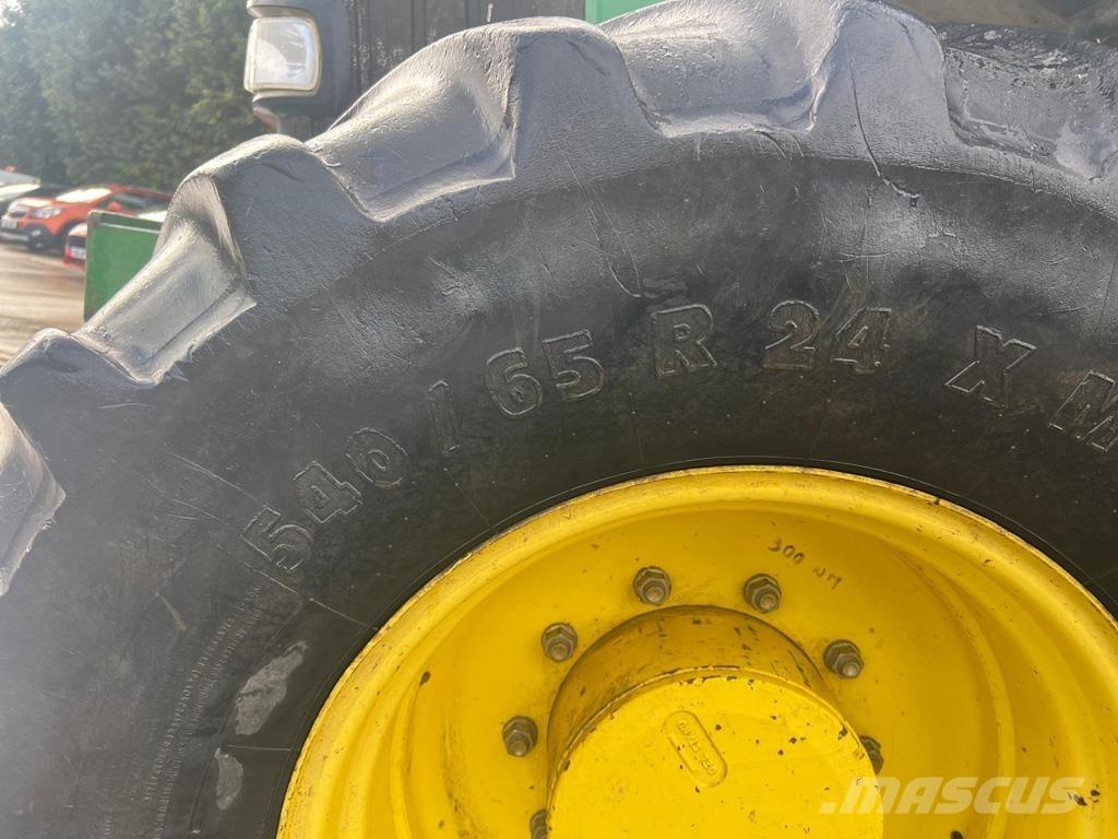 John Deere 6620 Трактори