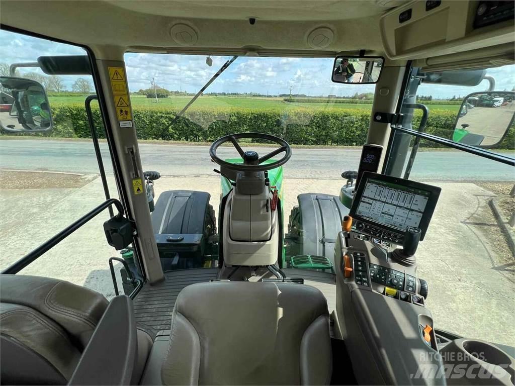 John Deere 7310R Трактори