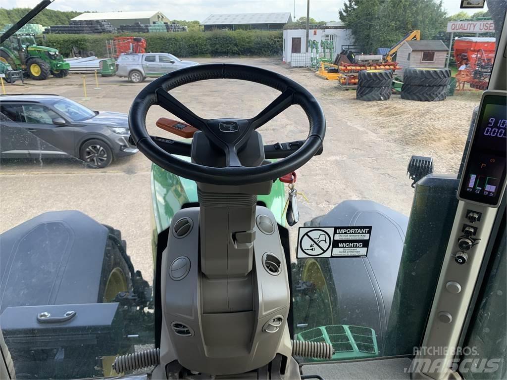 John Deere 7R330 Трактори