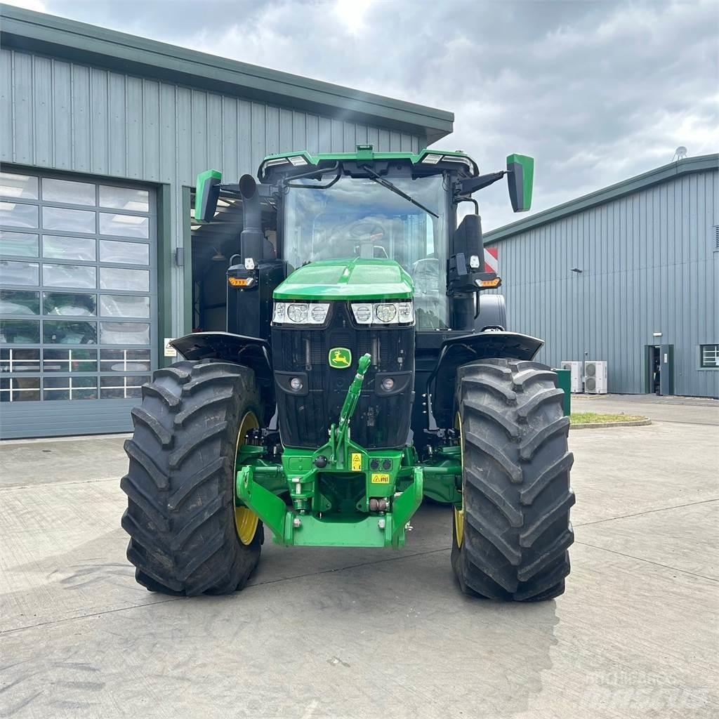 John Deere 7R330 Трактори