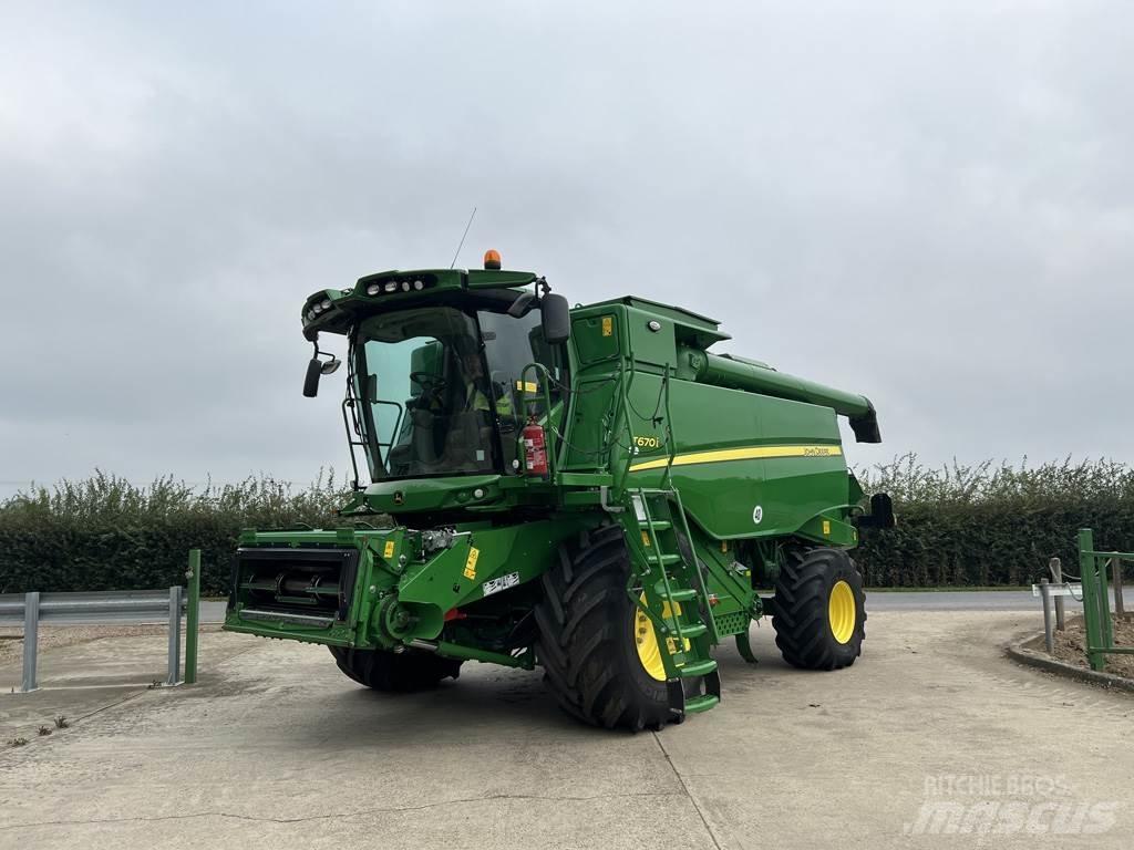 John Deere T670I Комбайни