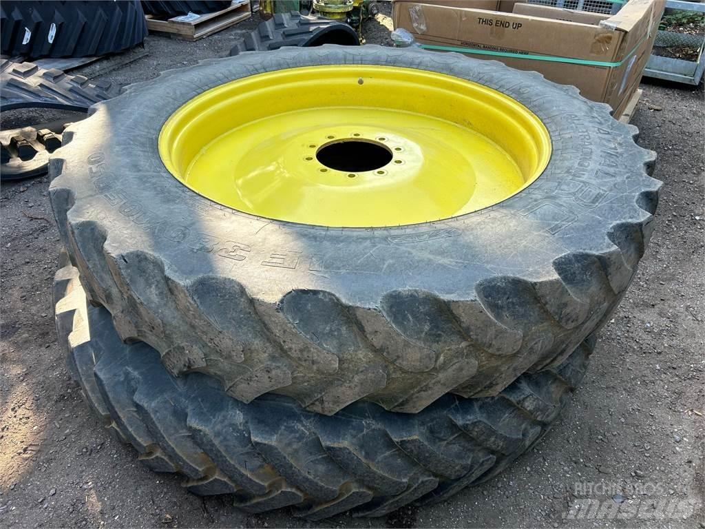 John Deere TYRES Селскостопанство - Други