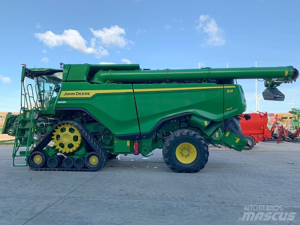 John Deere X91100 Комбайни