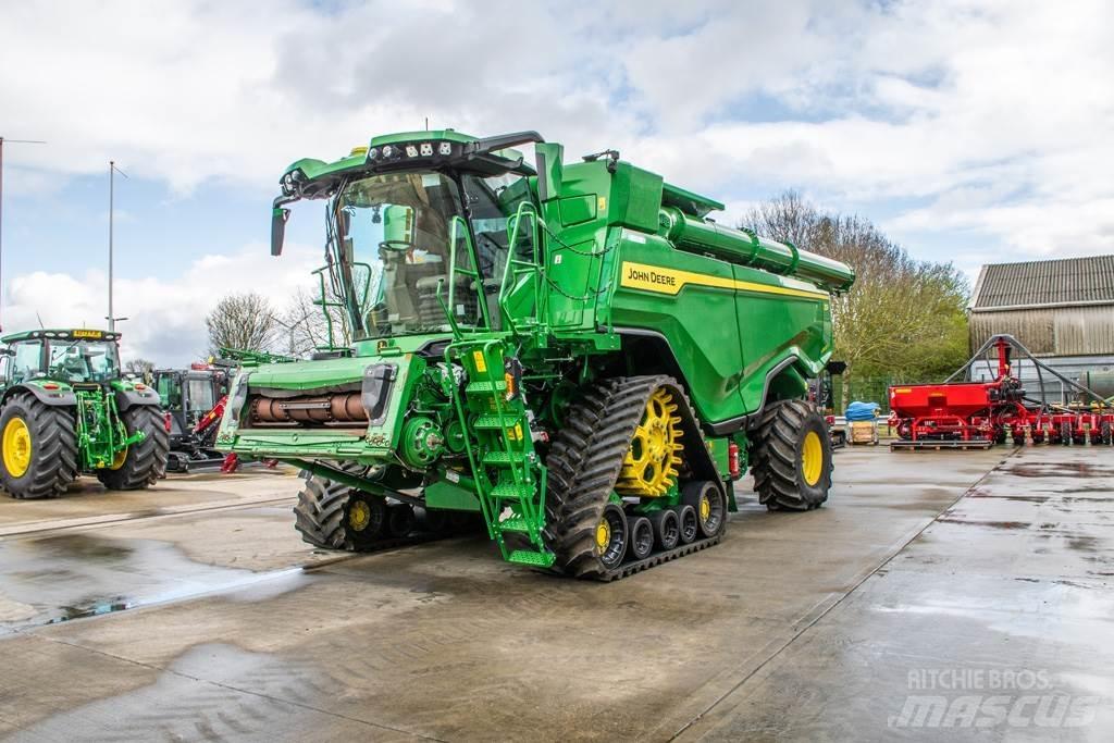 John Deere X91100 Комбайни