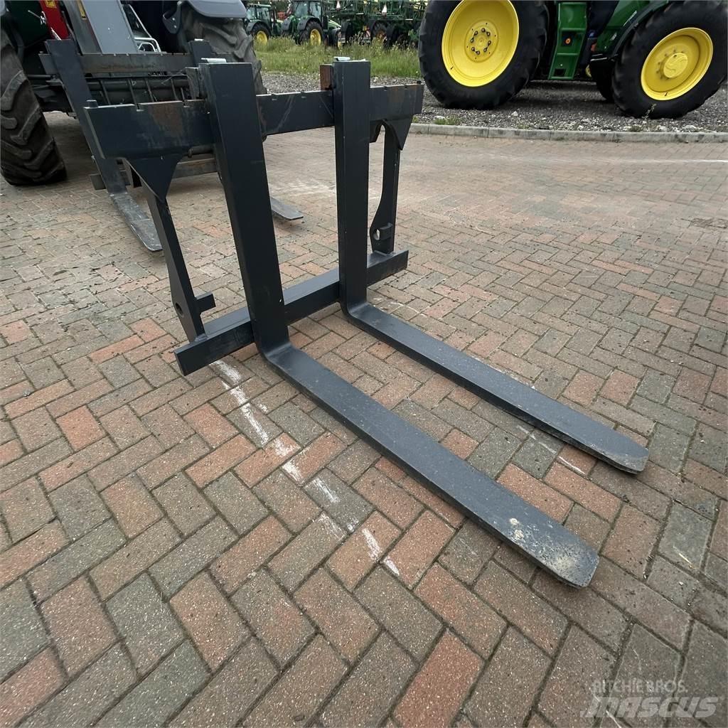 Kramer ATTACHMENT Друг прикачен инвентар и компоненти