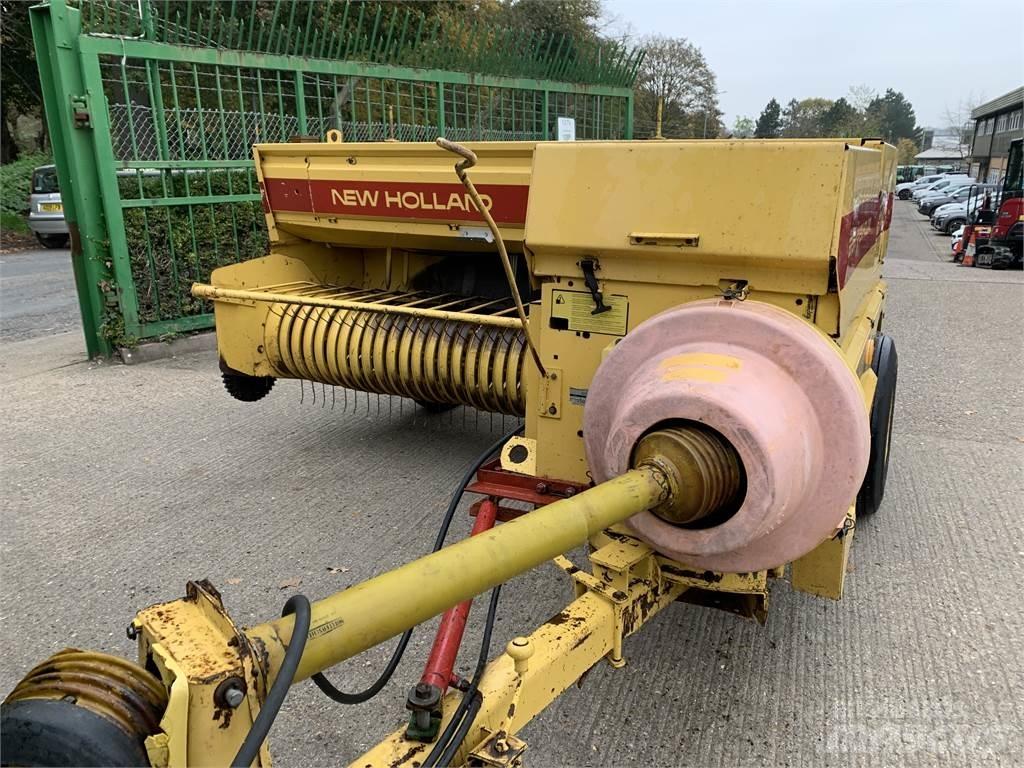 New Holland 945 Сламопреси за кръгли бали
