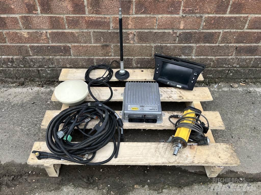 Trimble TRIMBLE Друг прикачен инвентар и компоненти