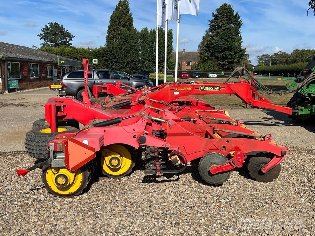 Väderstad CR925 Стандартни плугове