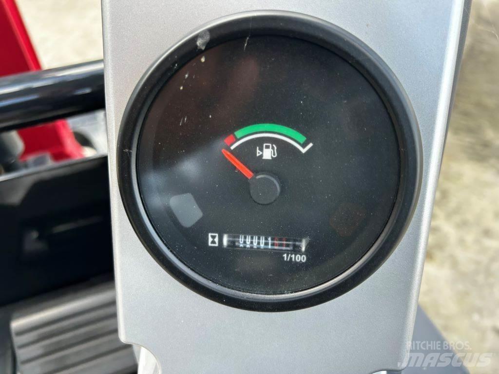 Yanmar SV15VT Средни екскаватори 7т - 12т