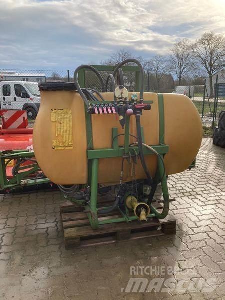 Amazone US604T Прикачни пръскачки
