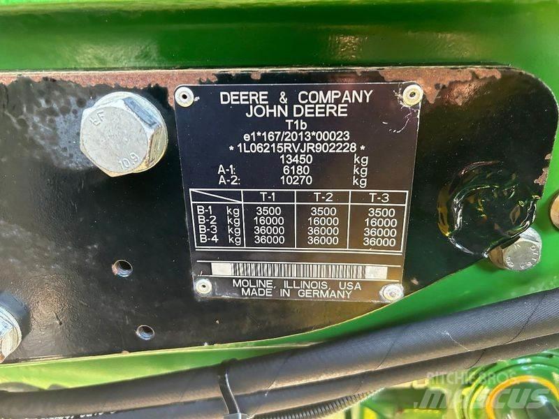 John Deere 6215R Трактори