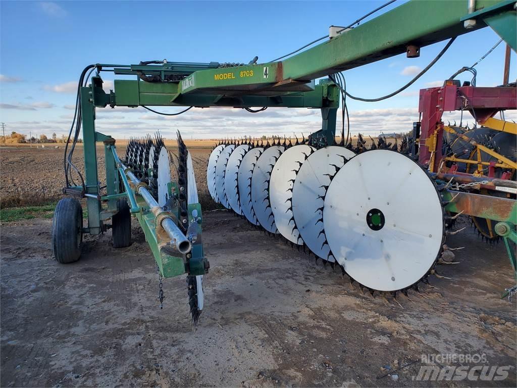 Allen 8703 Гребла и сенообръщачки